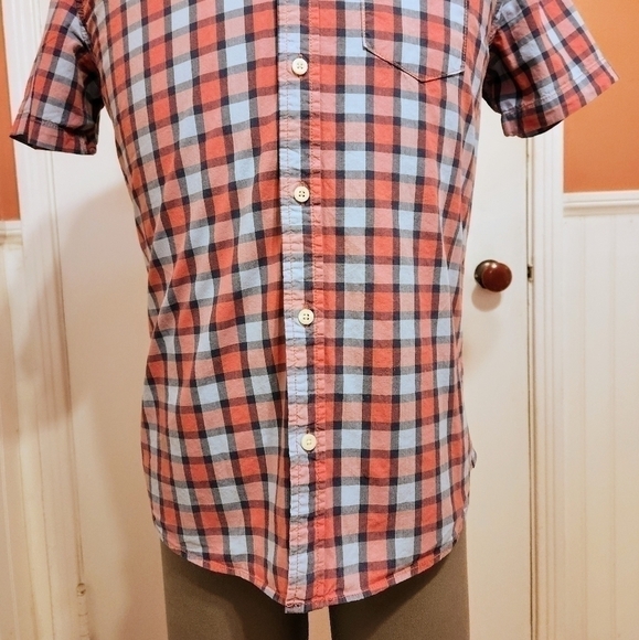 Aeropostale Plaid Button Down Shirt Red Blue Small - Picture 4 of 10